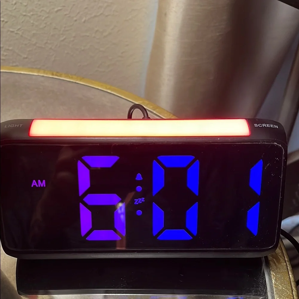Digital Alarm Clock with LED Display - Picture 2 of 4